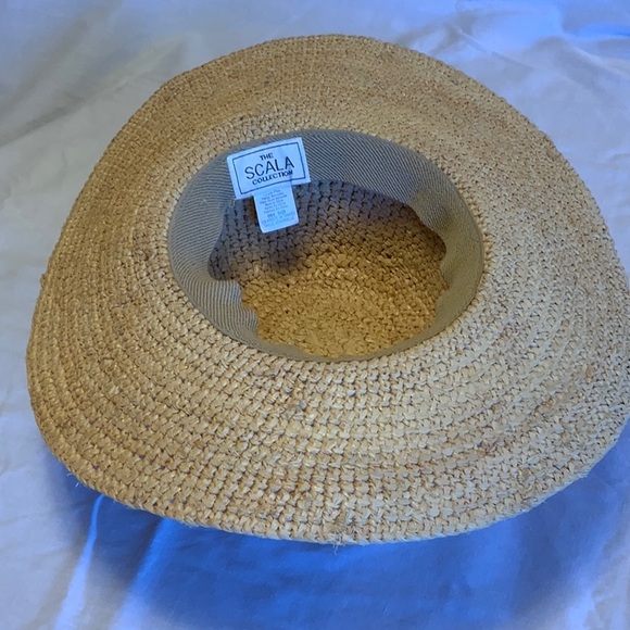Raffia Sun Hat - Hand Crocheted with Black Cotton Back Bow - Picture 5 of 10